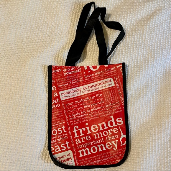 Lululemon tote bags- unique and vintage - Picture 16 of 16